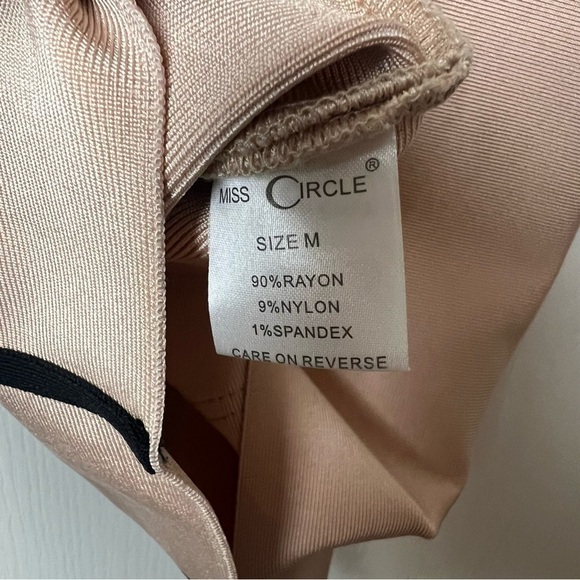 🌼🌼🌼Miss Circle New York blush pink bodycon mini dress, size M🌼🌼🌼 - Picture 3 of 7